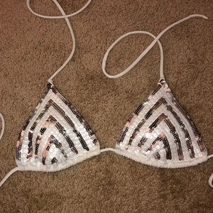 Victoria’s Secret bikini top